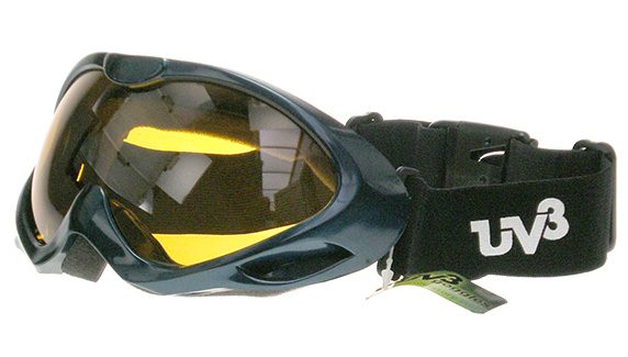 Yellow lens ski goggles