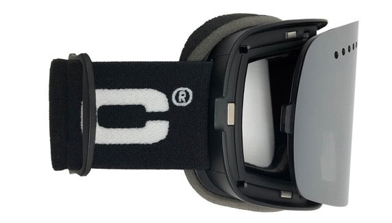 ski goggles with interchangeable lenses