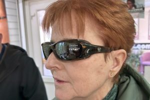 best dry eye glasses