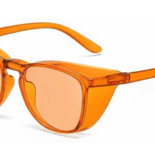 Glasses for migraine light sensitivity